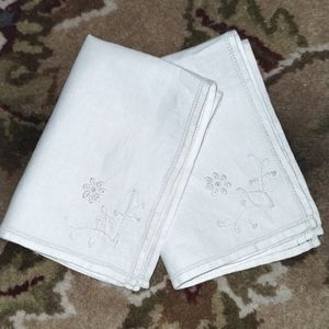 Set of 2 Handkerchiefs